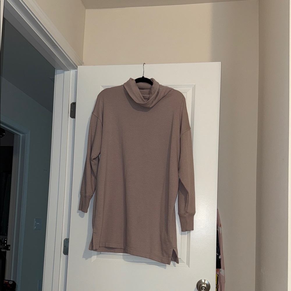 Women's Mauve Turtleneck Sweater